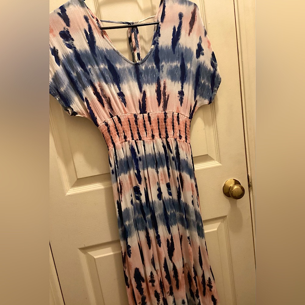 Pink & Blue Dress 🌺